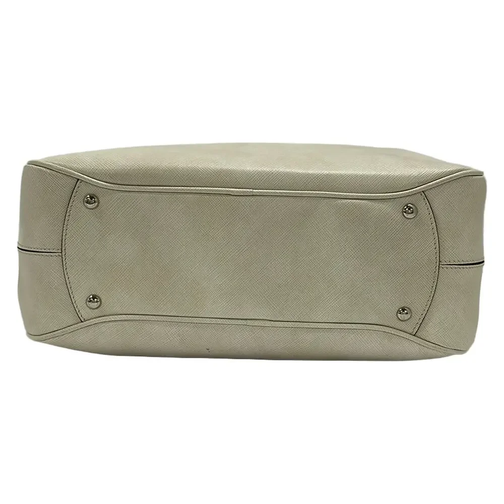 Salvatore Ferragamo Gancini Handbag 21B713
